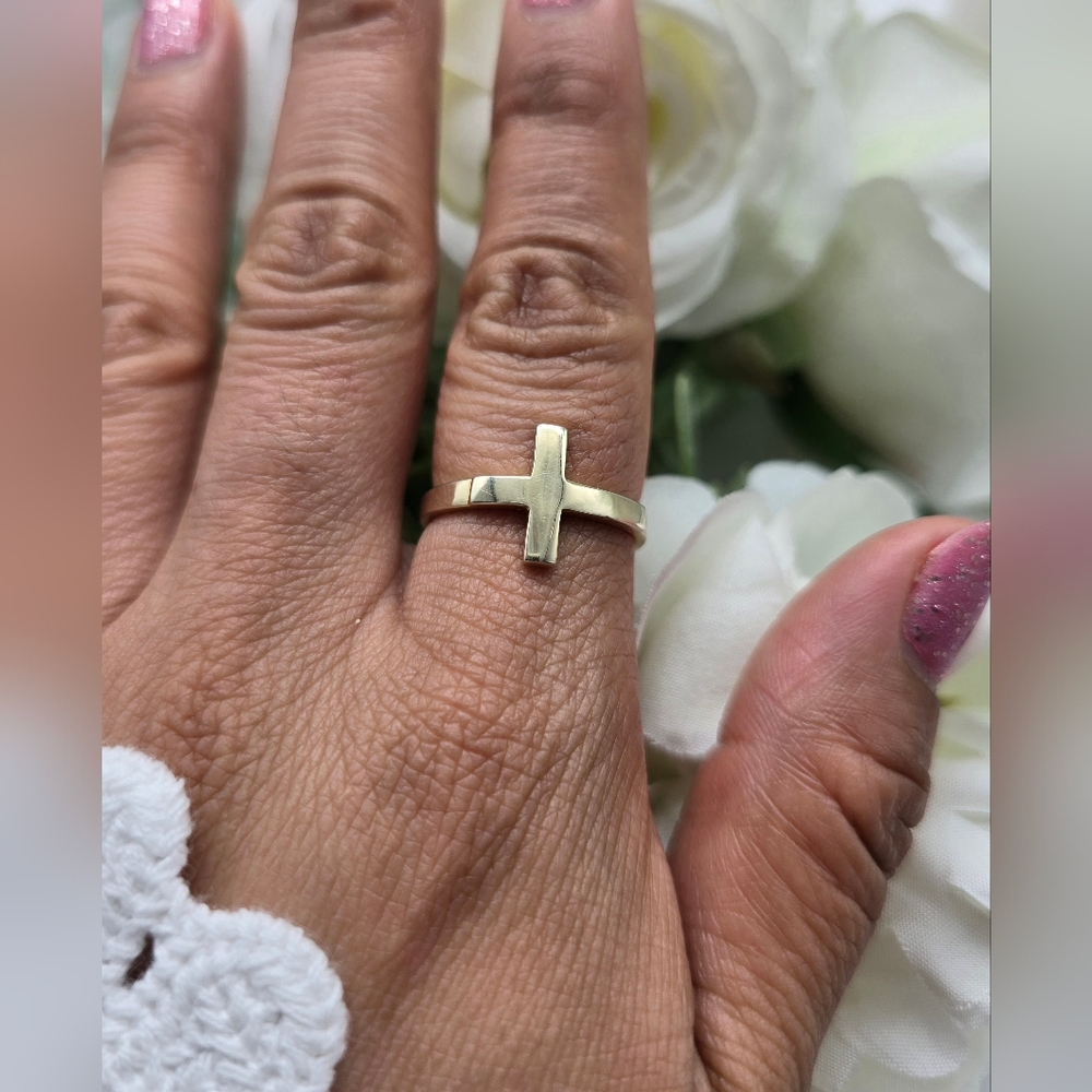 🥰 GOLDEN SW CROSS STERLING SILVER RING - Picture 3 of 5